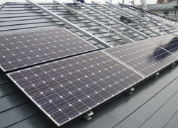 太陽光発電パネル
